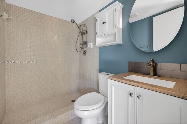 341 City View Dr, Fort Lauderdale, FL 33311