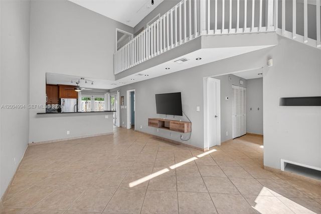 341 City View Dr, Fort Lauderdale, FL 33311