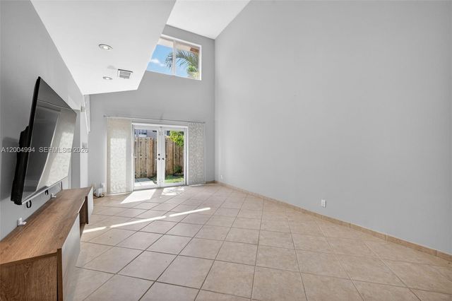 341 City View Dr, Fort Lauderdale, FL 33311