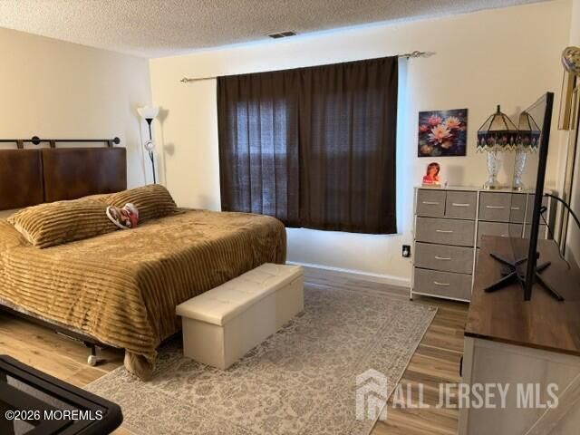 401 Sunshine Court, Sayreville, NJ 08859