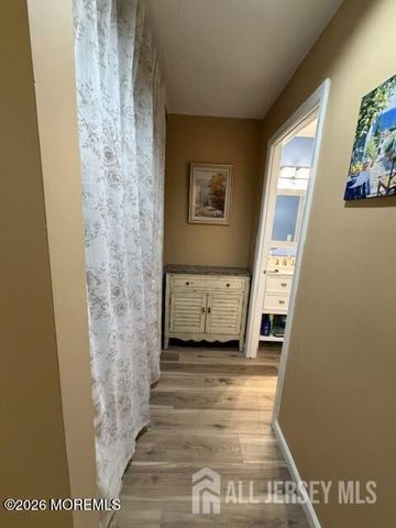 401 Sunshine Court, Sayreville, NJ 08859