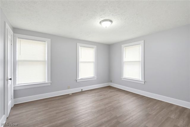 2283 East Avenue, Akron, OH 44314