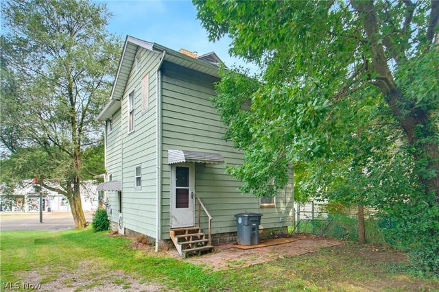 2283 East Avenue, Akron, OH 44314