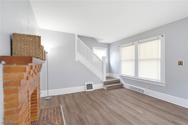 2283 East Avenue, Akron, OH 44314