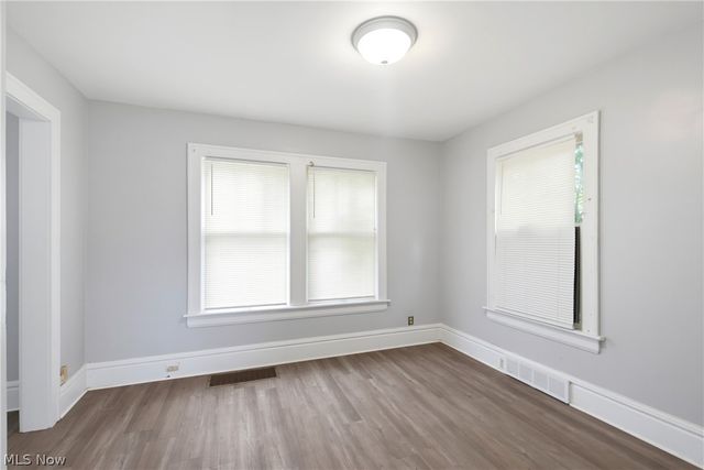 2283 East Avenue, Akron, OH 44314
