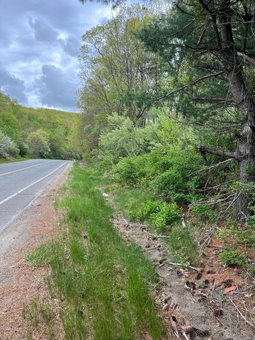 599-607 Old Warren Road, Palmer, MA 01069