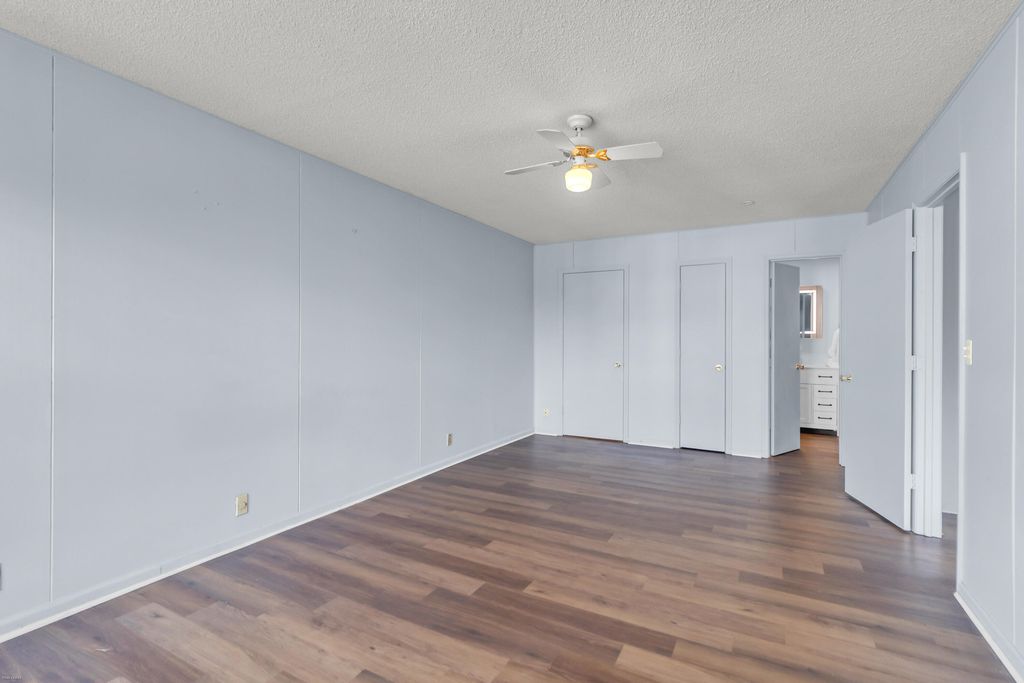 Image 17 of property listing at 259 E Bay Street 7b, Charleston, SC 29401