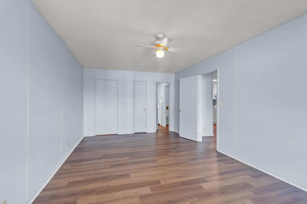 Image 18 of property listing at 259 E Bay Street 7b, Charleston, SC 29401