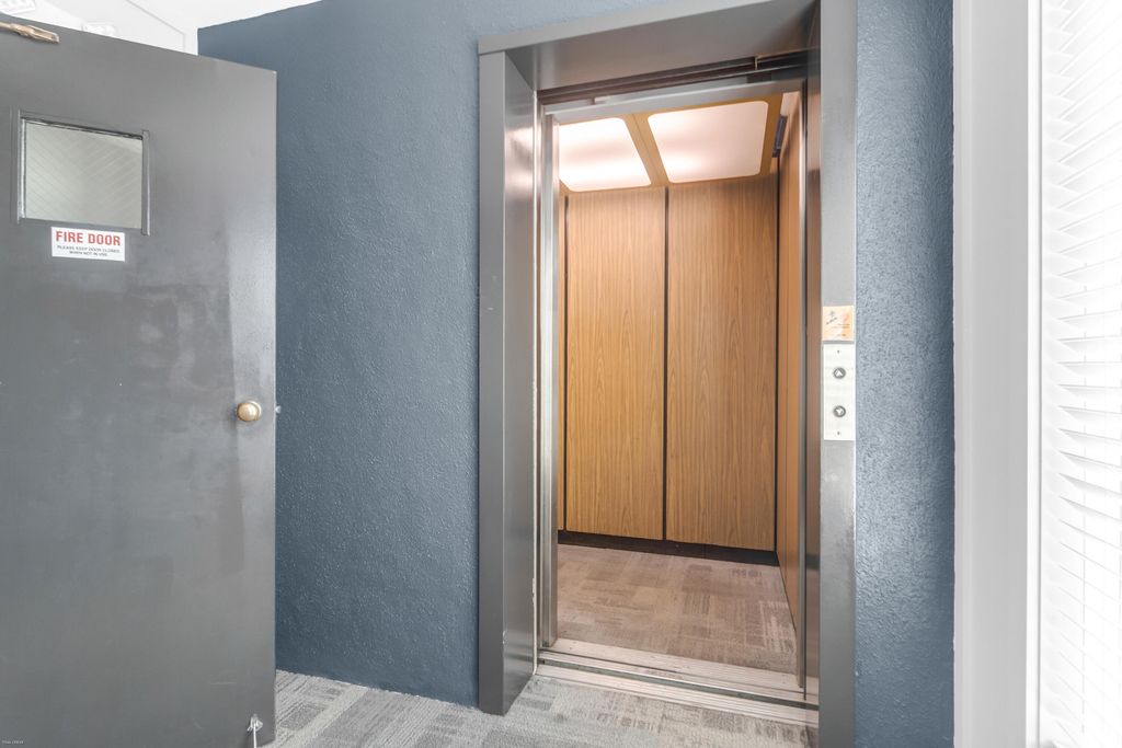 Image 21 of property listing at 259 E Bay Street 7b, Charleston, SC 29401