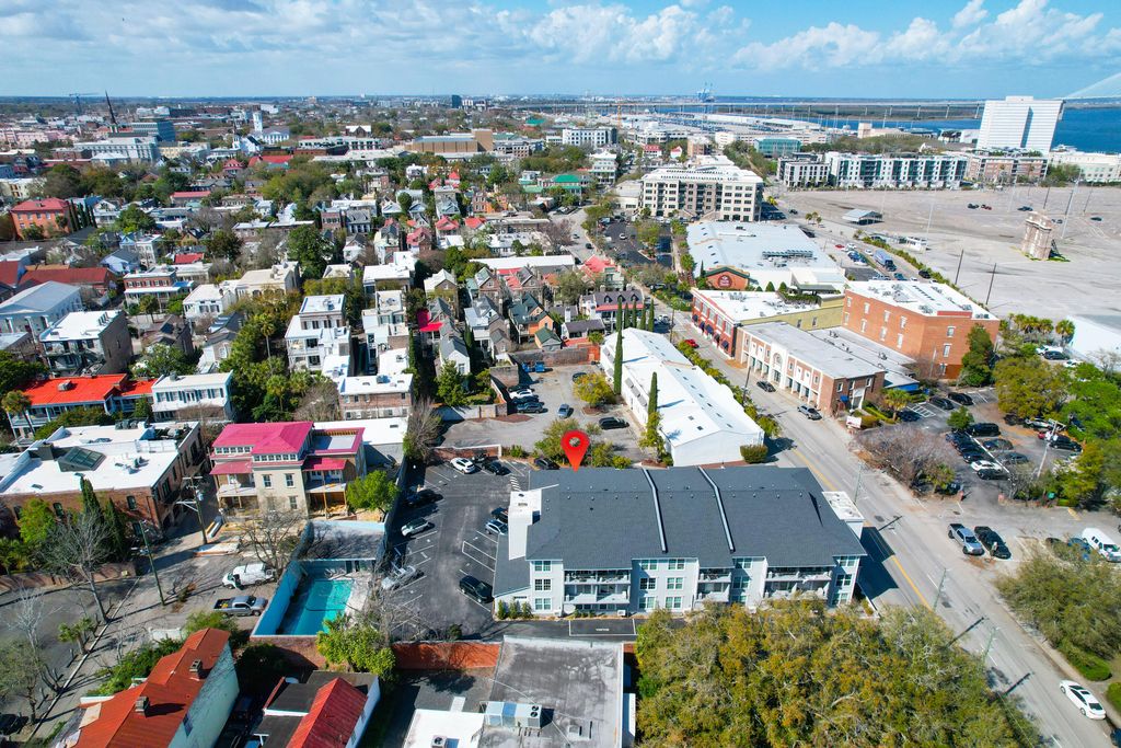 Image 27 of property listing at 259 E Bay Street 7b, Charleston, SC 29401