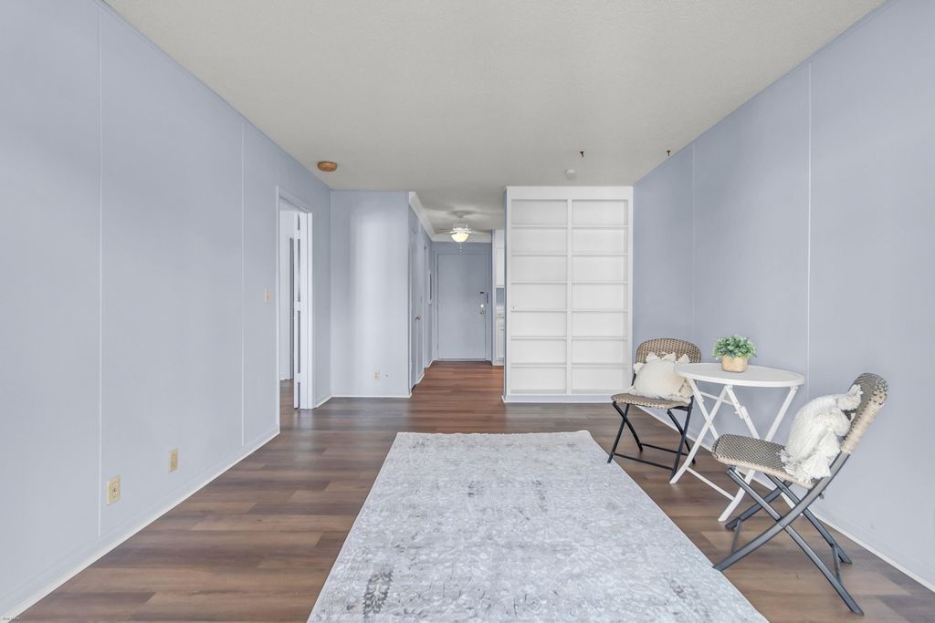 Image 3 of property listing at 259 E Bay Street 7b, Charleston, SC 29401