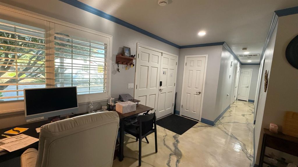 Image 31 of property listing at 9568 S Academy Avenue, Selma, CA 93662