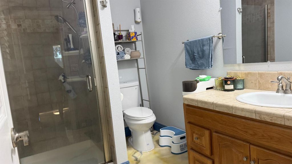 Image 39 of property listing at 9568 S Academy Avenue, Selma, CA 93662