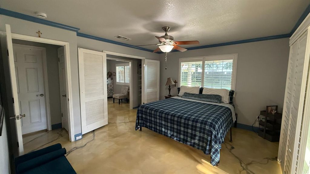 Image 43 of property listing at 9568 S Academy Avenue, Selma, CA 93662