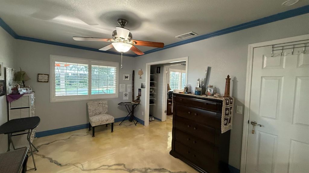 Image 44 of property listing at 9568 S Academy Avenue, Selma, CA 93662