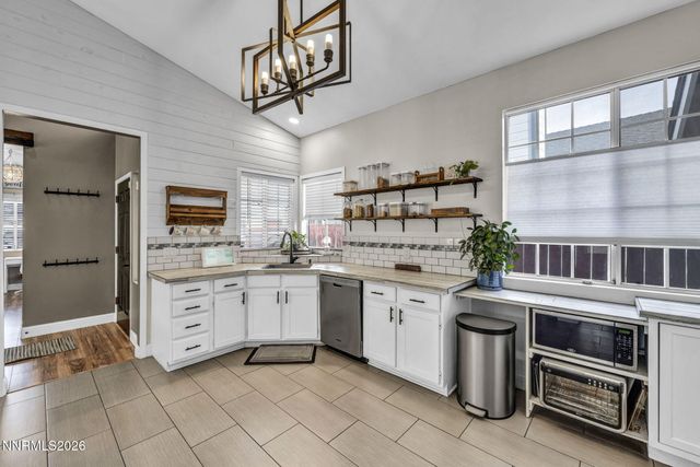 1768 Blue Spruce Court, Minden, NV 89423