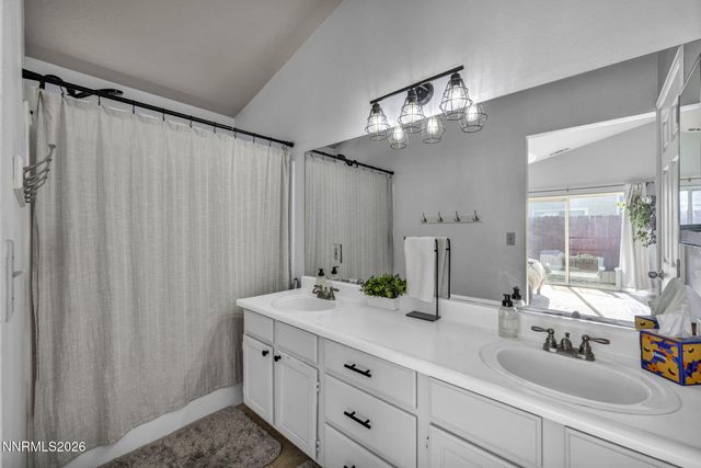 1768 Blue Spruce Court, Minden, NV 89423