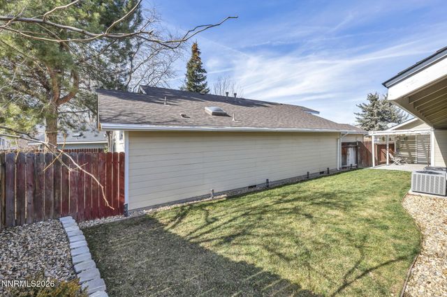 1768 Blue Spruce Court, Minden, NV 89423