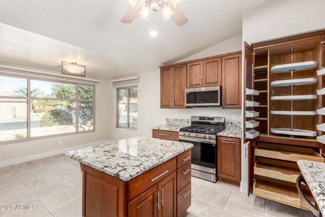 10319 E ARROWVALE Drive, Sun Lakes, AZ 85248