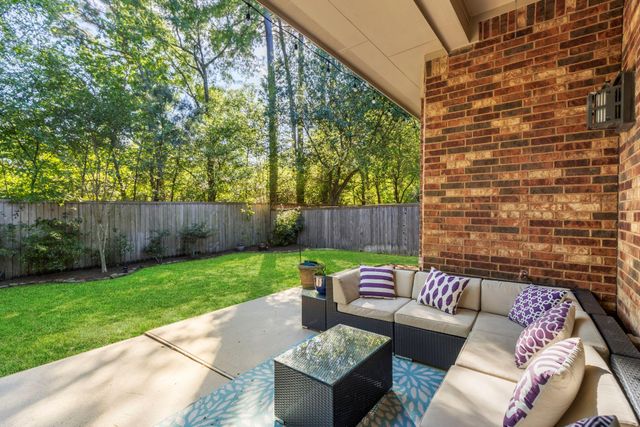 103 S Vershire Circle, Magnolia, TX 77354