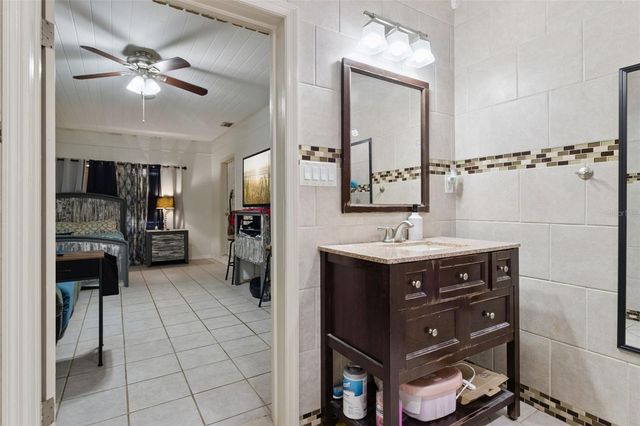 303 GRANADA ROAD, Auburndale, FL 33823