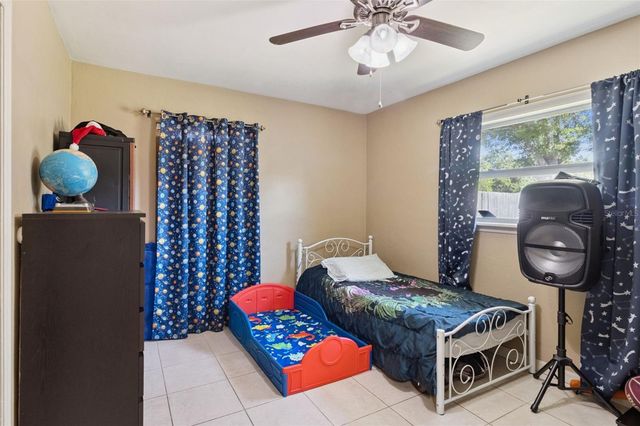 303 GRANADA ROAD, Auburndale, FL 33823