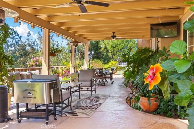 42926 Joshua Tree Court, Murrieta, CA 92562