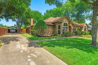 3704 Dahlia Drive, Grand Prairie, TX 75052