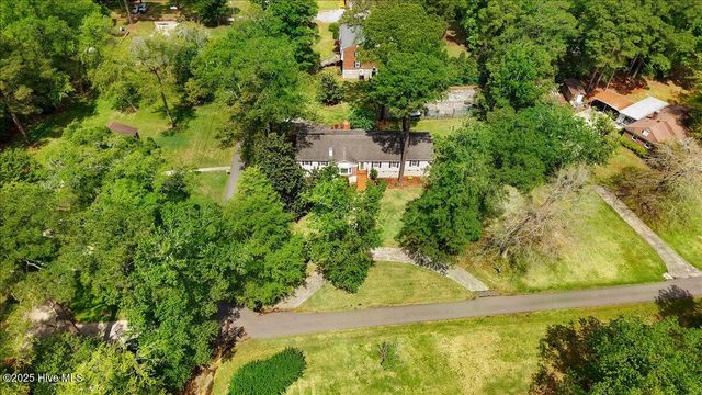 105 Harbor Drive, Washington, NC 27889