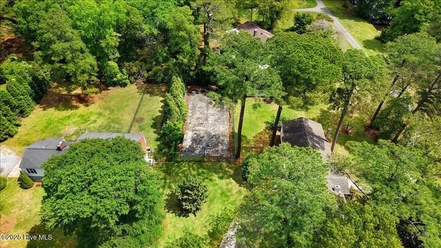 105 Harbor Drive, Washington, NC 27889