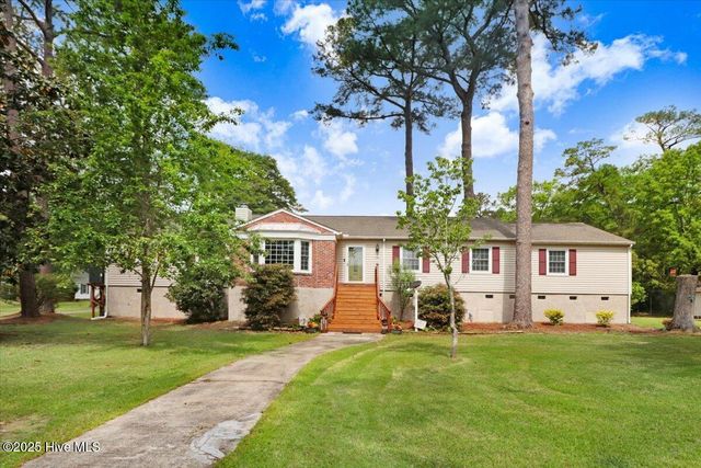105 Harbor Drive, Washington, NC 27889