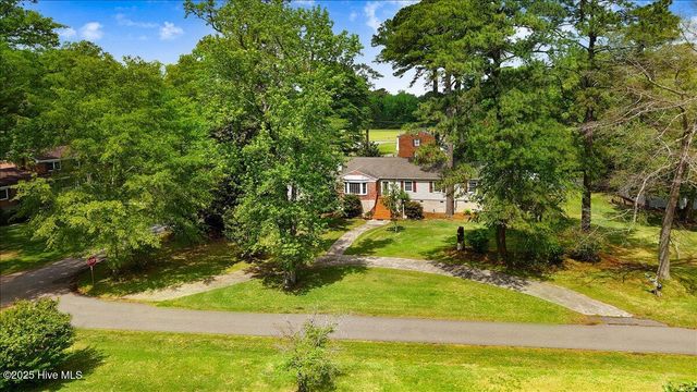 105 Harbor Drive, Washington, NC 27889