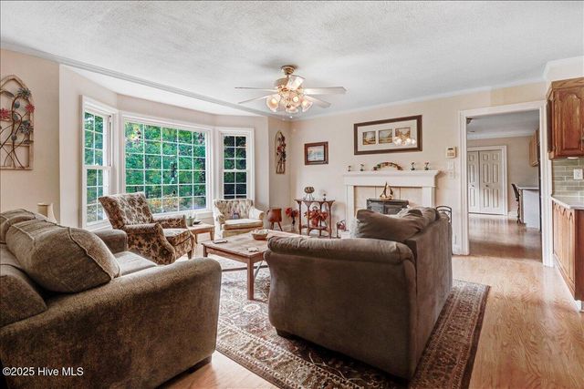 105 Harbor Drive, Washington, NC 27889