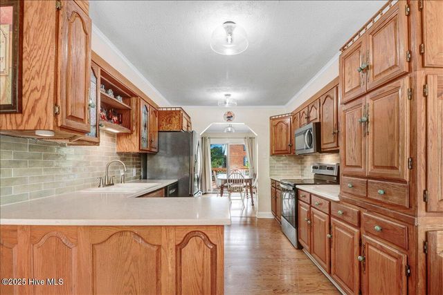 105 Harbor Drive, Washington, NC 27889