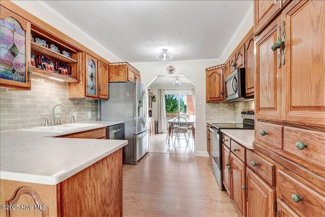 105 Harbor Drive, Washington, NC 27889