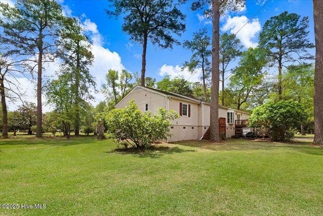 105 Harbor Drive, Washington, NC 27889