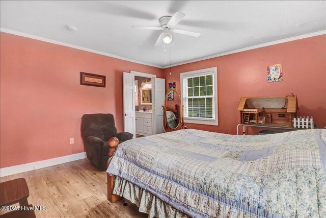 105 Harbor Drive, Washington, NC 27889