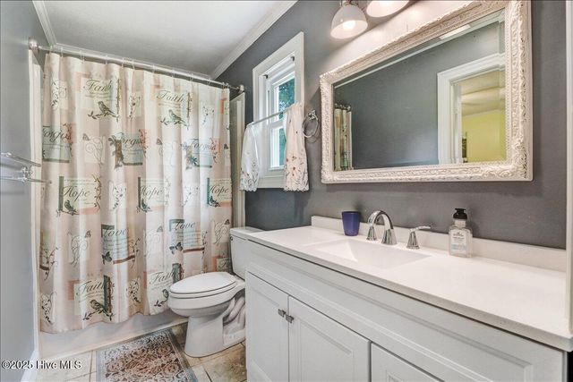 105 Harbor Drive, Washington, NC 27889