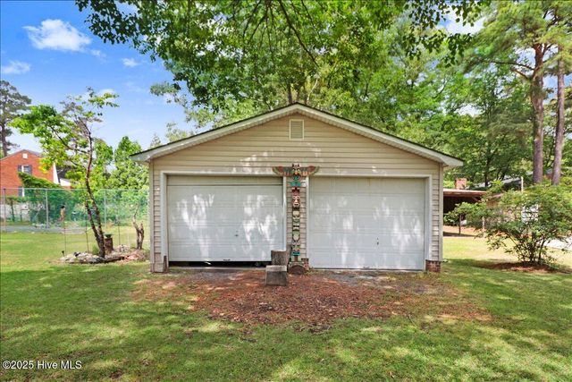 105 Harbor Drive, Washington, NC 27889