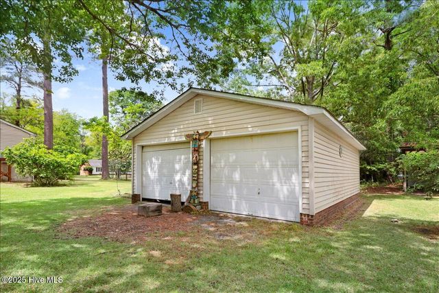 105 Harbor Drive, Washington, NC 27889