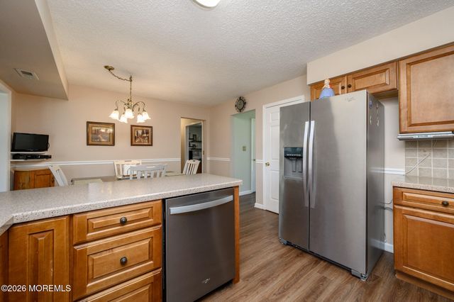 109 Concord Circle, Howell, NJ 07731