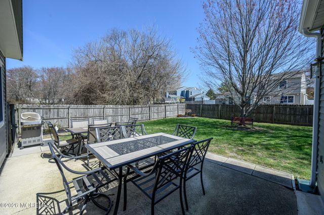 109 Concord Circle, Howell, NJ 07731