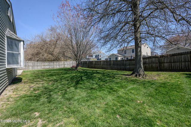 109 Concord Circle, Howell, NJ 07731