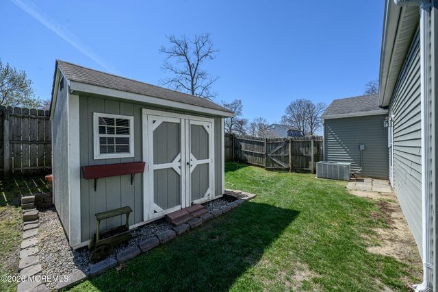 109 Concord Circle, Howell, NJ 07731