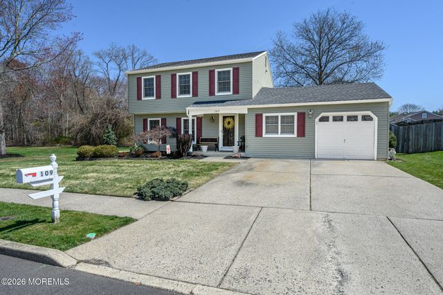 109 Concord Circle, Howell, NJ 07731
