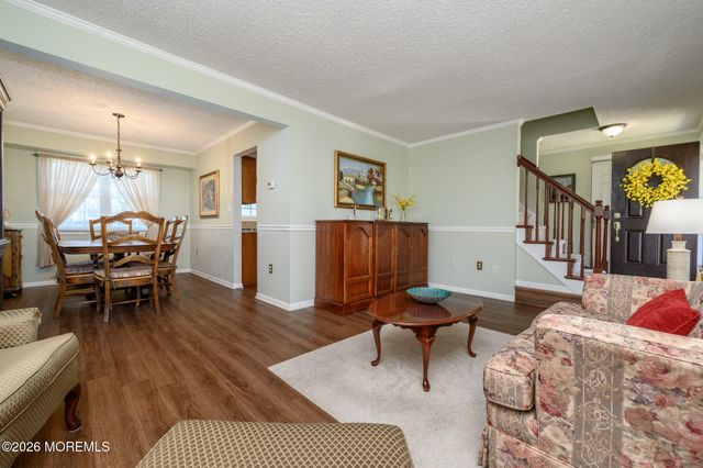 109 Concord Circle, Howell, NJ 07731