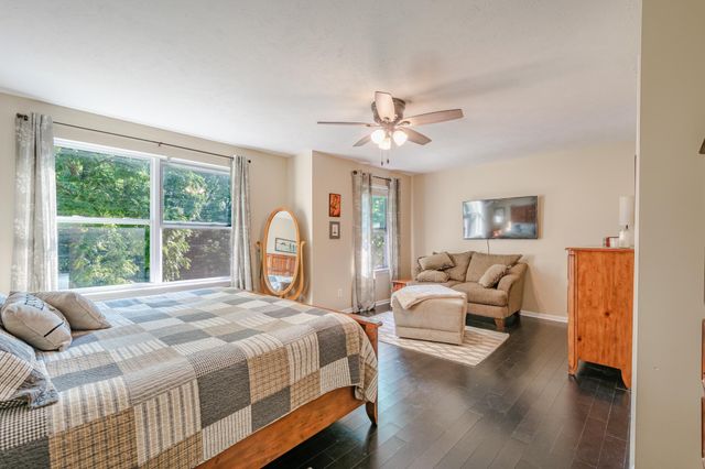 191 Harper Creek Drive, Battle Creek, MI 49014