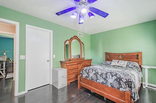 191 Harper Creek Drive, Battle Creek, MI 49014