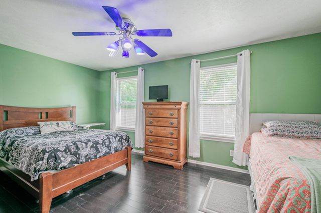 191 Harper Creek Drive, Battle Creek, MI 49014