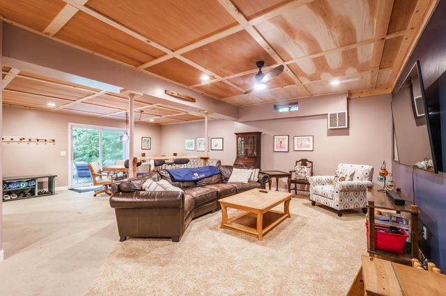 191 Harper Creek Drive, Battle Creek, MI 49014